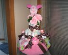 	piglet diaper cake