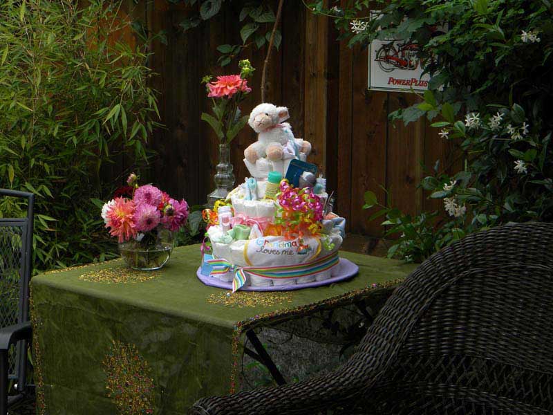 Bright & Cheerful Lamb Diaper Cake