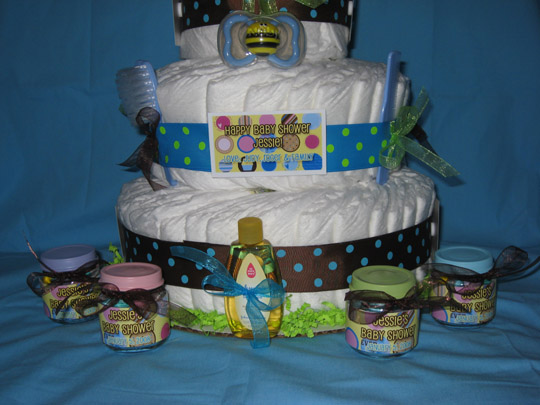 	polka dot diaper cake