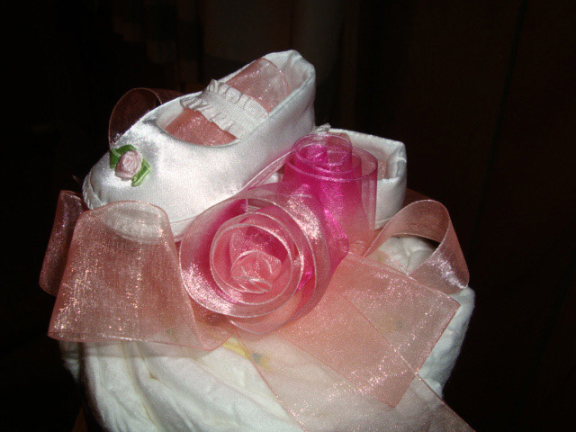 rose diaper cake