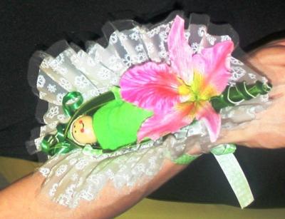 Sweet Pea Corsage for Expecting Mom