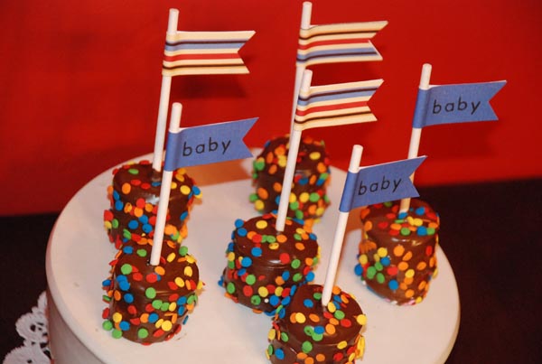 cute baby shower dessert