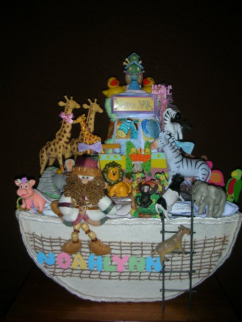 Noahs Ark diaper cake