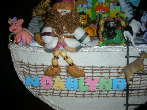 Noahs Ark diaper cake